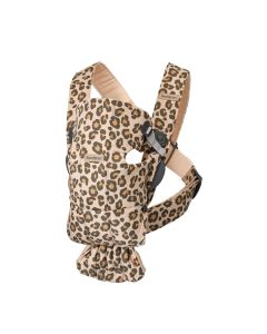 BabyBjorn - Marsupiu anatomic cu multiple pozitii de purtare Mini Beige/Leopard Bumbac - Editie Limitata